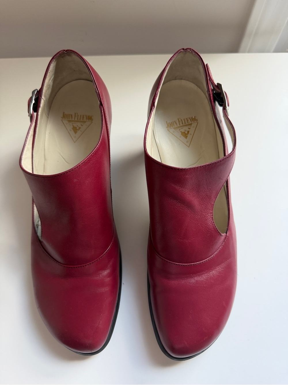 John Fluevog Gracias Cherry Size 10 - Picture 2 of 16